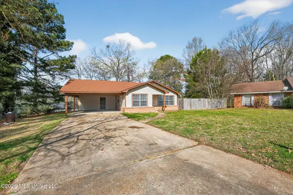 169 Thousand Oaks Circle, Jackson, MS 39212