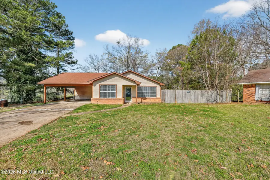 169 Thousand Oaks Circle, Jackson, MS 39212 - #2