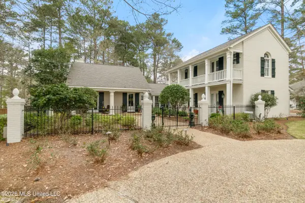 100 W Canebrake Boulevard, Hattiesburg, MS 39402