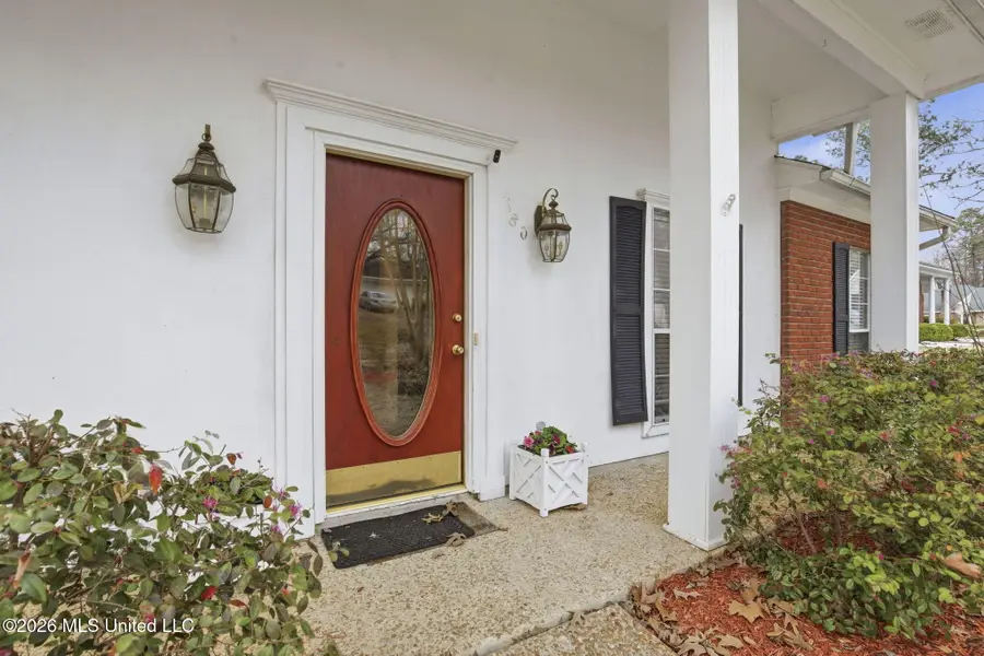 180 Woodlands Cove, Brandon, MS 39047 - #3