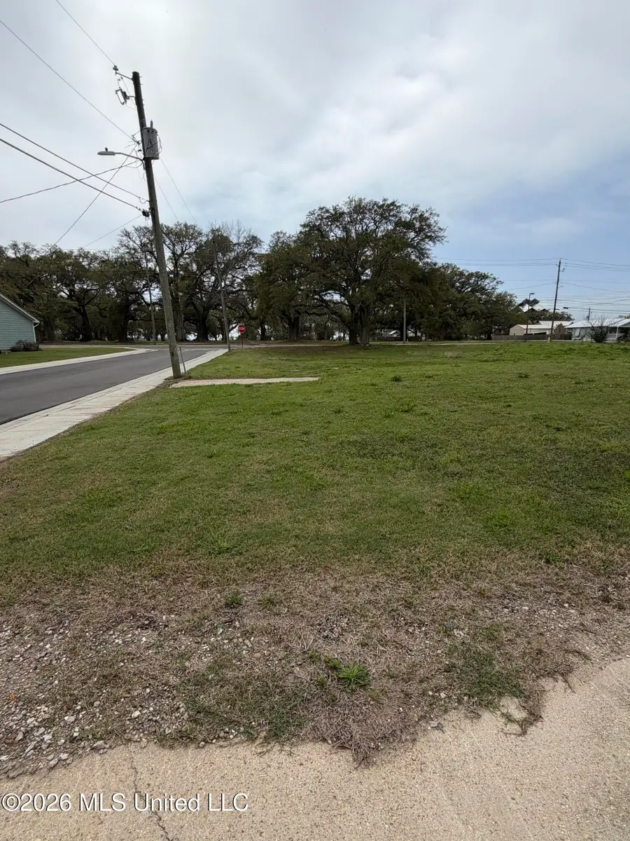 145 Crawford Street, Biloxi, MS 39530 - #3