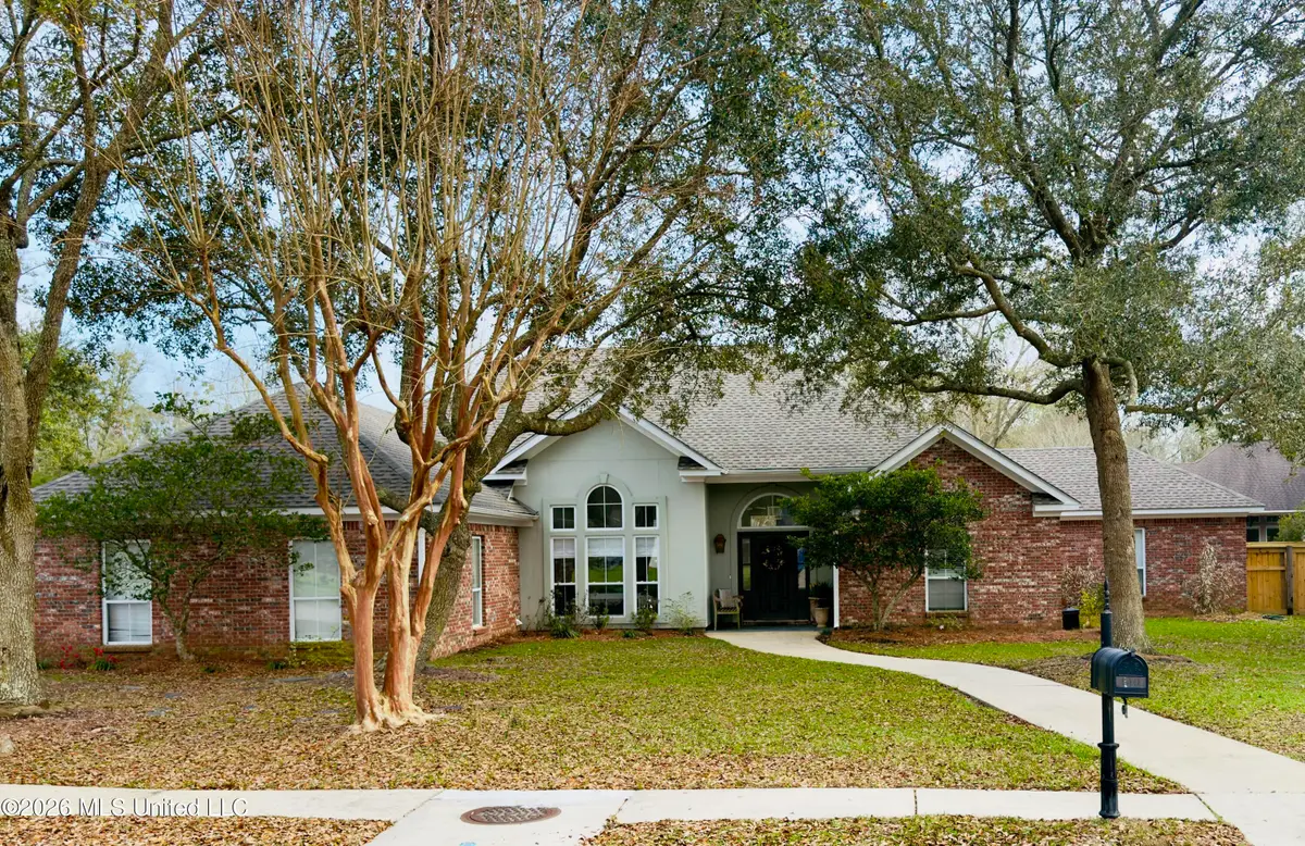 510 Rue Chateauguay, Ocean Springs, MS 39564 - #1