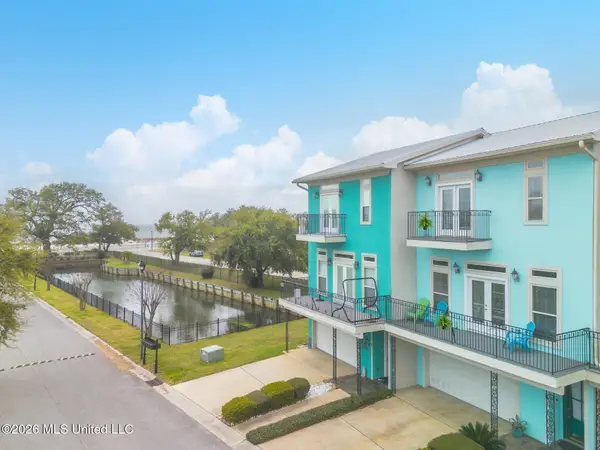 2 Oak Alley Lane, Long Beach, MS 39560