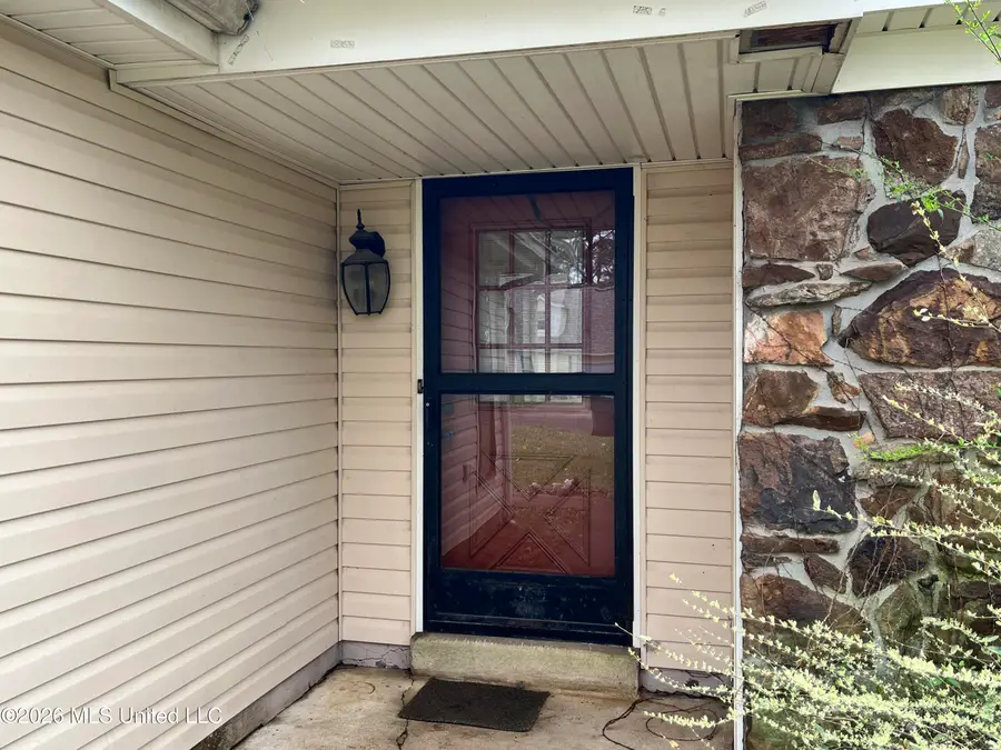 719 White Ash Drive, Southaven, MS 38671 - #2