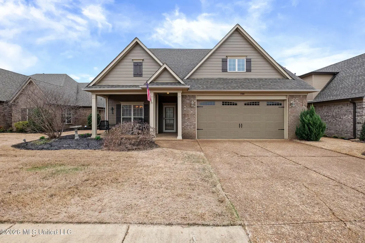 5900 S Foxdale Loop, Southaven, MS 38672 - #1