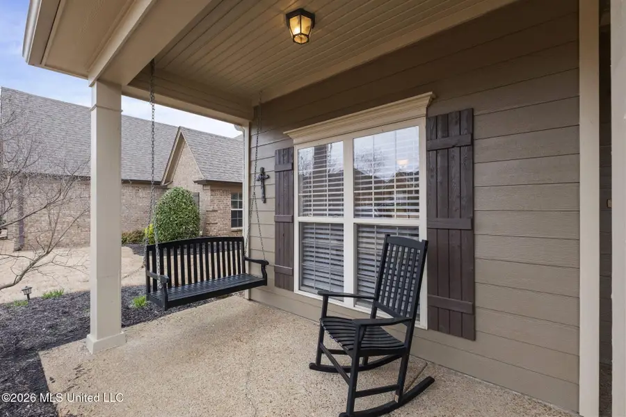 5900 S Foxdale Loop, Southaven, MS 38672 - #3