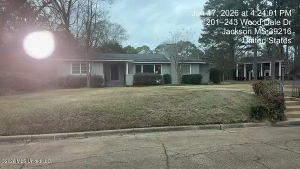 334 Wood Dale Drive, Jackson, MS 39216