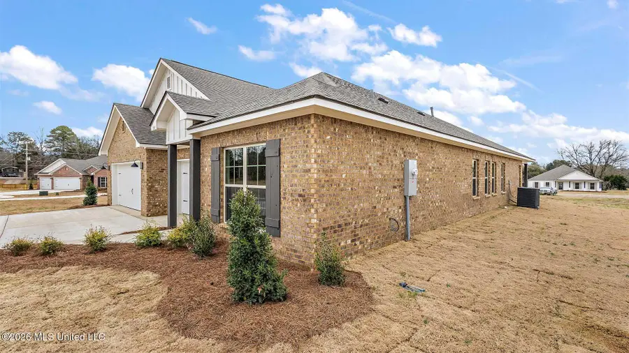 102 Triple Crown Cove, Clinton, MS 39056 - #2