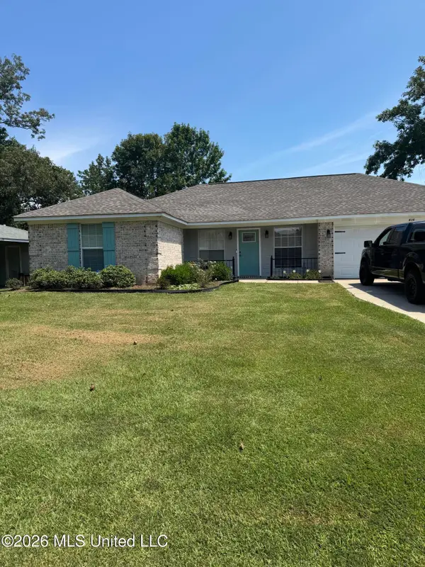 836 Cherry Ridge Drive, Clinton, MS 39056