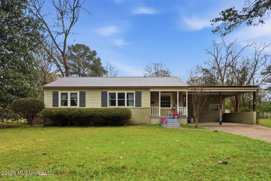 223 S Park Drive, Jackson, MS 39211 - #2