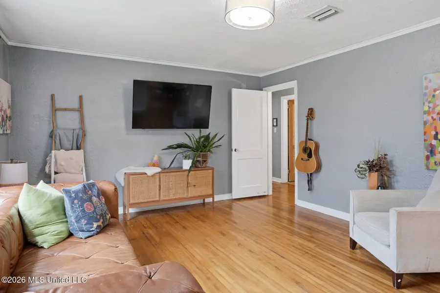 223 S Park Drive, Jackson, MS 39211 - #3