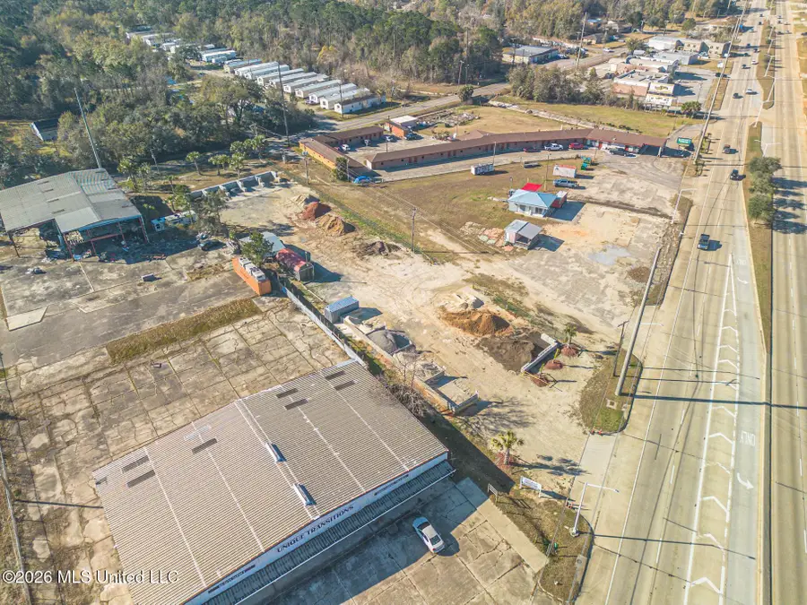 509 Hwy 90, Waveland, MS 39576 - #3