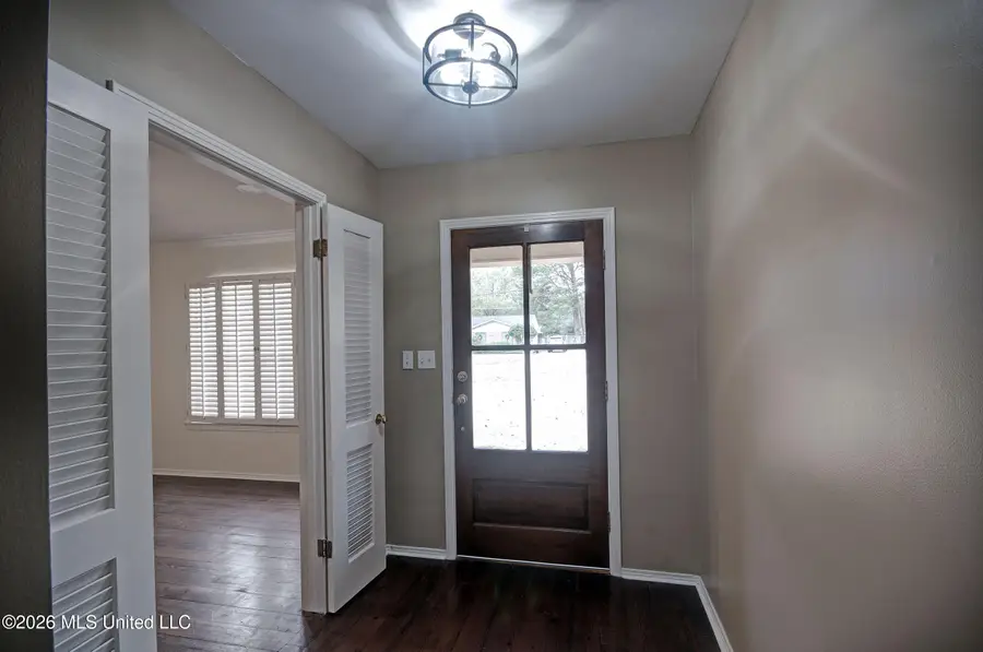 219 Rollingwood Drive, Jackson, MS 39211 - #2