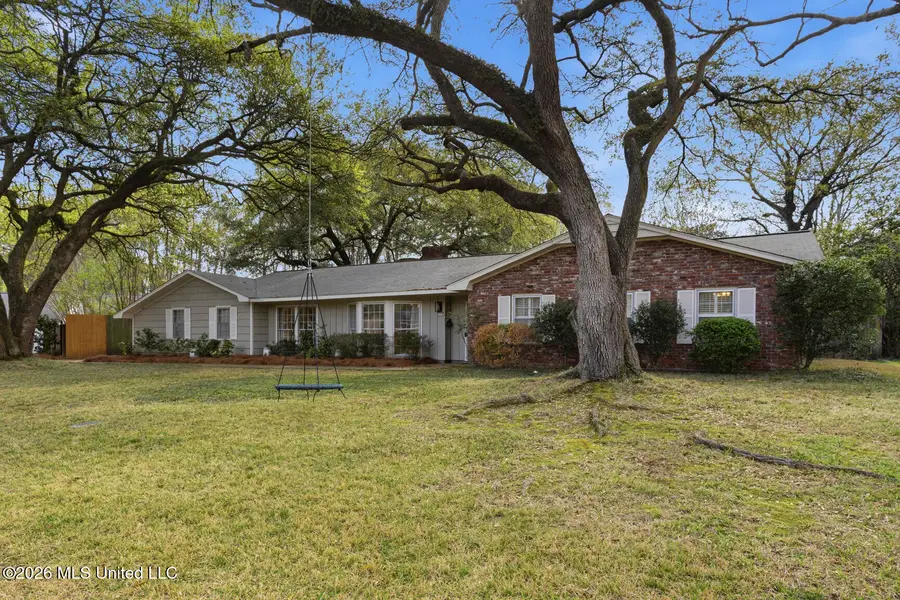 125 Poinciana Drive, Jackson, MS 39211 - #2