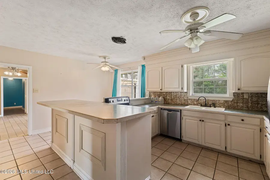 301 Spring Street, Taylorsville, MS 39168 - #2