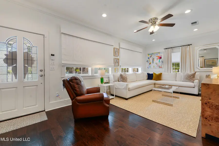 354 Main Street, Bay Saint Louis, MS 39520 - #3