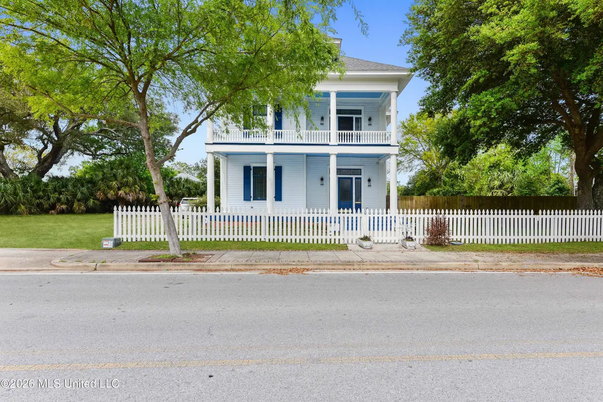 620 Howard Avenue, Biloxi, MS 39530 - #1