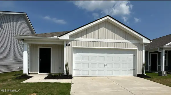 63 Sealy Drive, Byhalia, MS 38611