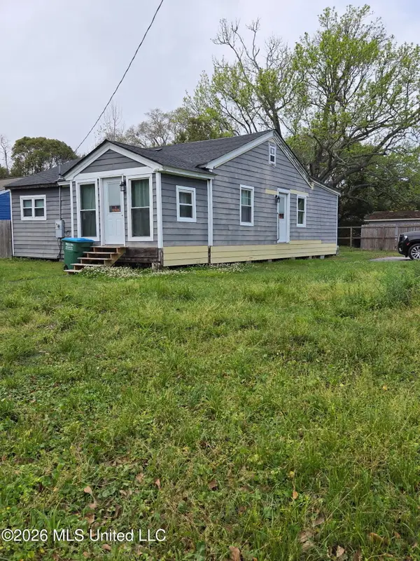 2321 Taft Avenue, Pascagoula, MS 39567