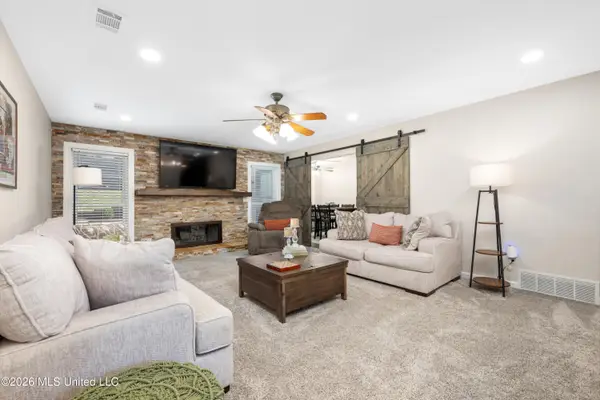 480 W Sanga Circle, Memphis, TN 38018