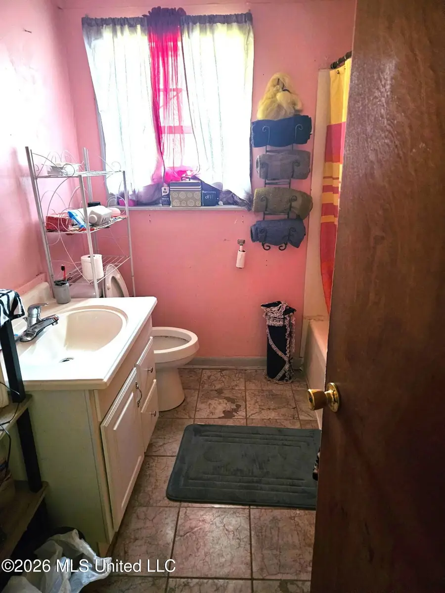 806 64th Avenue, Meridian, MS 39307 - #2