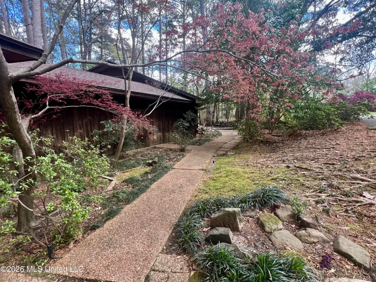 402 Glen Cove Road, Brandon, MS 39047 - #1