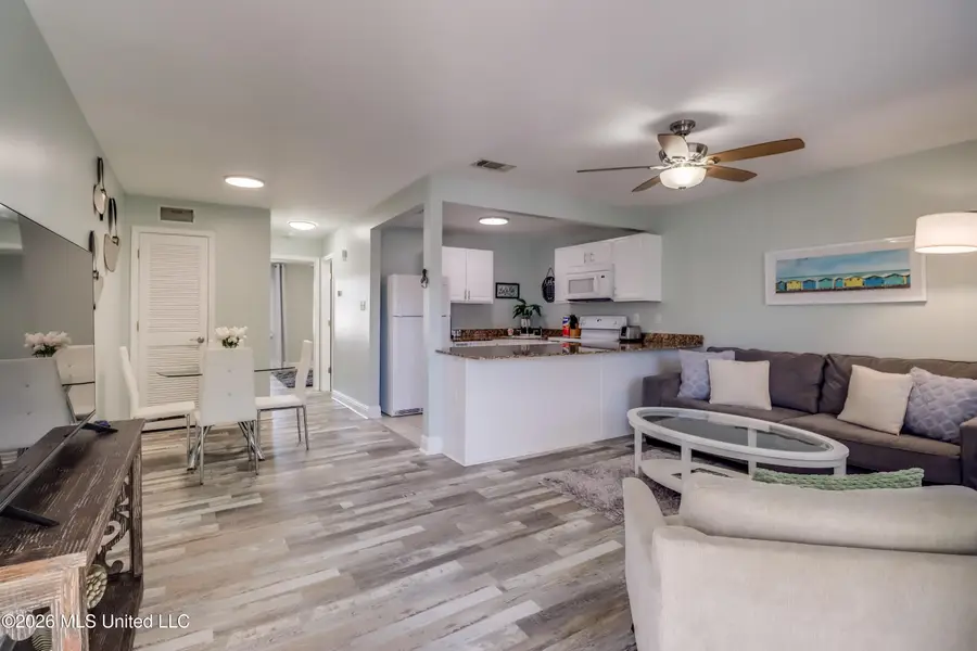 1664 Beach Boulevard, Biloxi, MS 39531 - #3