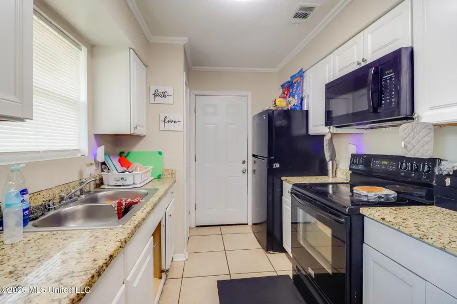 2627 W Angela Circle, Gulfport, MS 39503 - #3