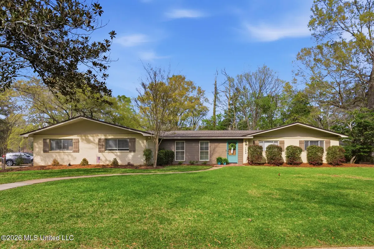 1508 Kimwood Circle, Jackson, MS 39211 - #1