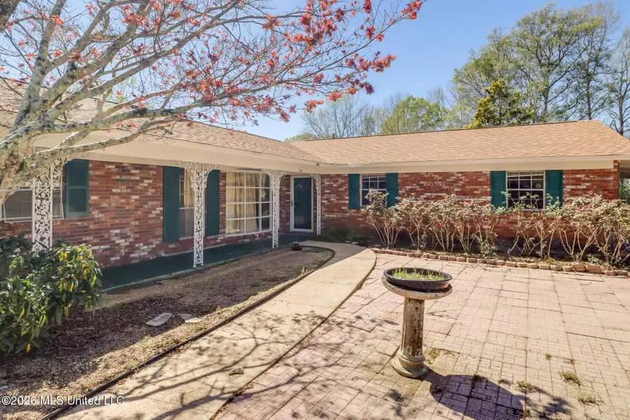 416 Howard Street, Wiggins, MS 39577 - #3