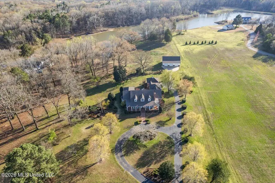 3105 U.s. 72, Holly Springs, MS 38635 - #2