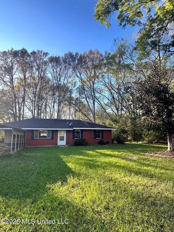 124 Cliff Mitchell Road, Picayune, MS 39466