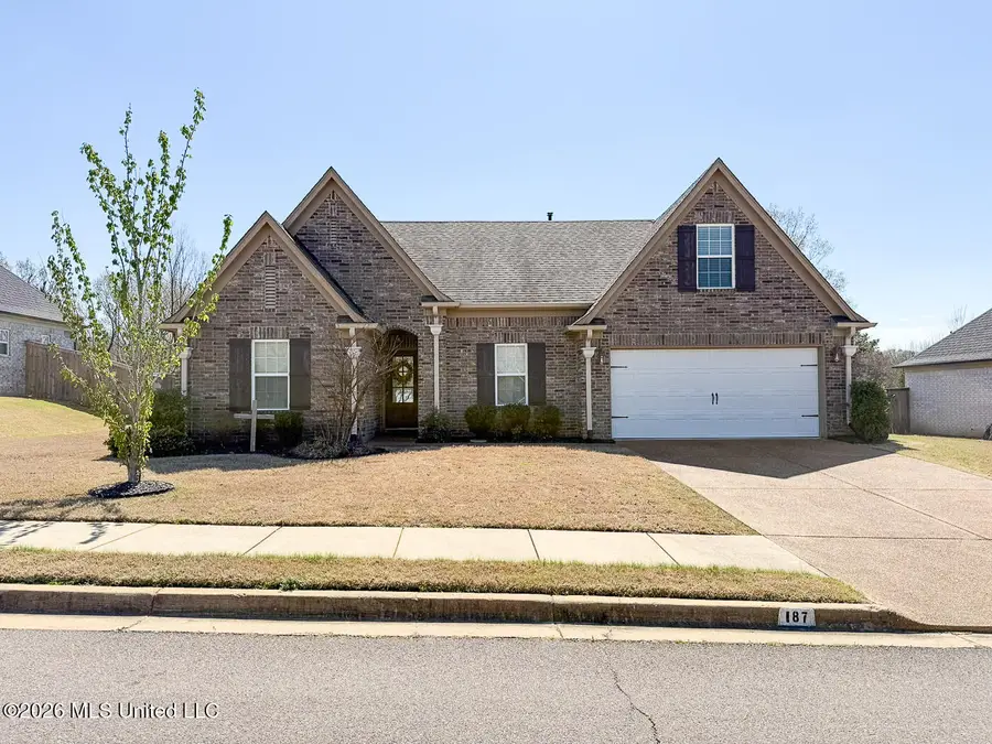 187 Magnolia Gardens Drive, Hernando, MS 38632 - #2