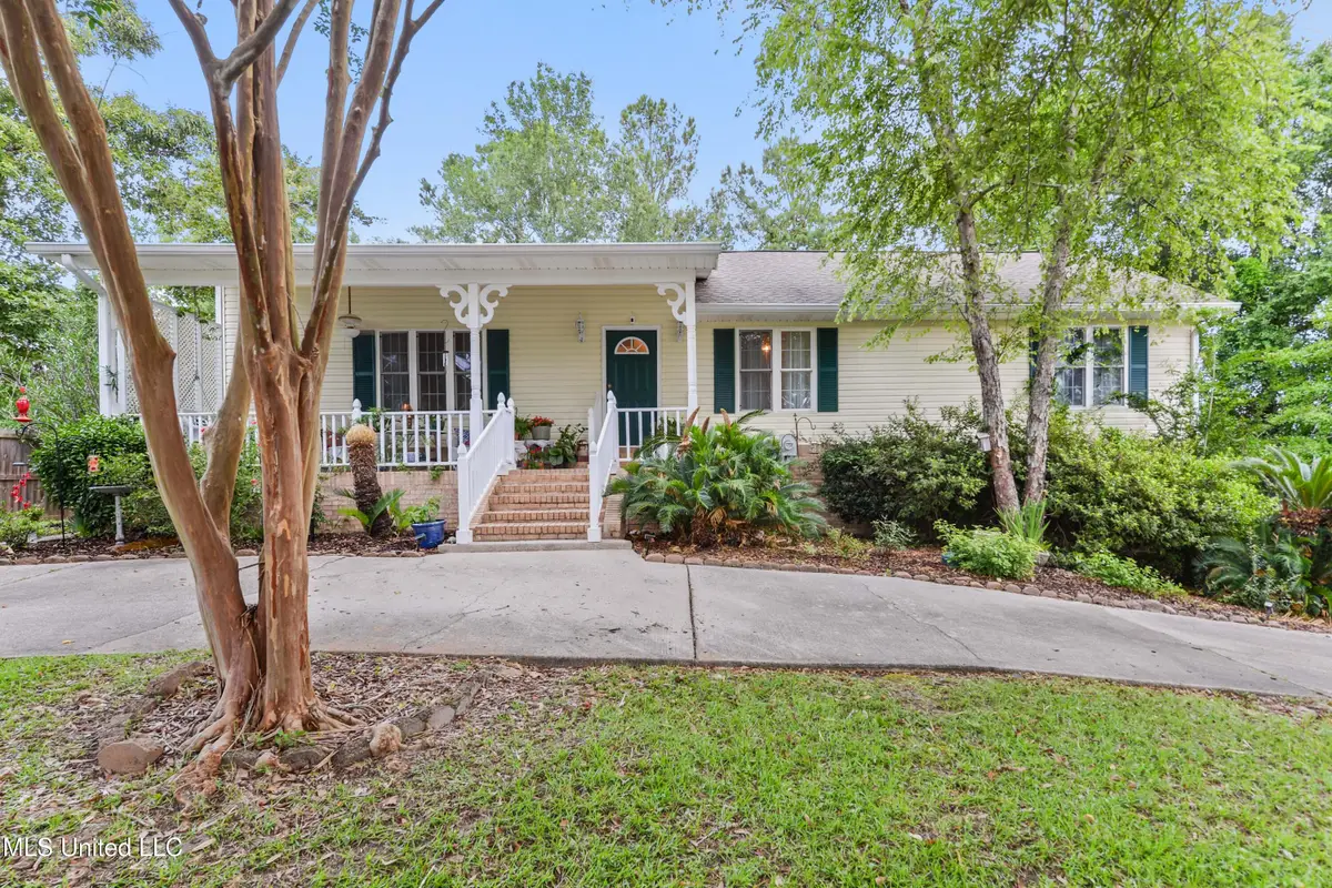 6658 Ahekolo Circle, Diamondhead, MS 39525 - #1