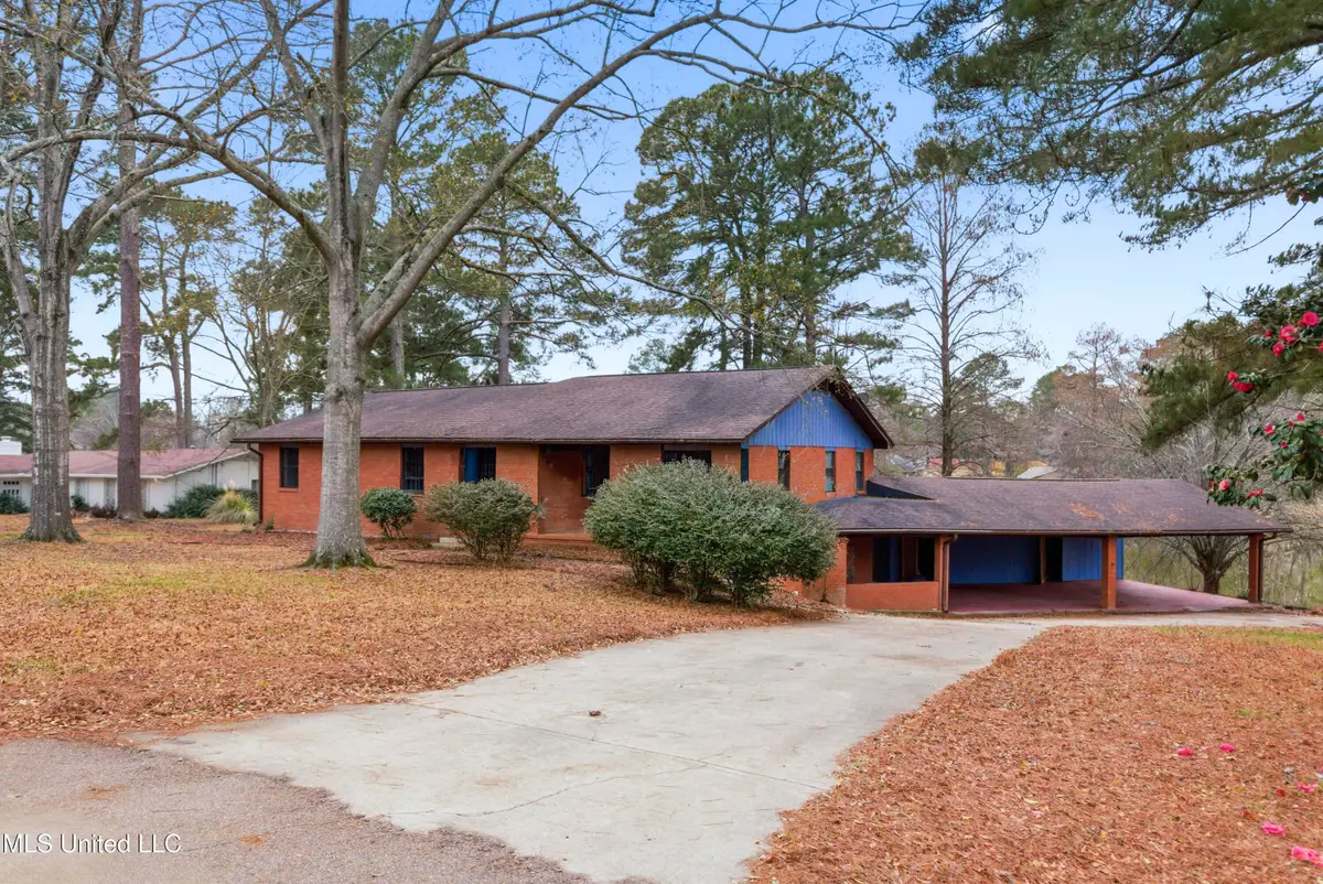 329 Arapaho Lane, Madison, MS 39110 - #1