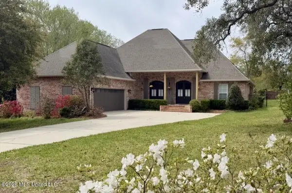 2062 Mauvilla Cove, Biloxi, MS 39531