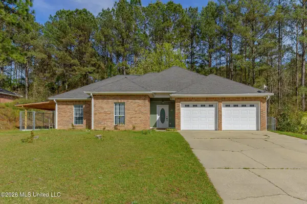 45 Robert E Lee Road, Hattiesburg, MS 39401