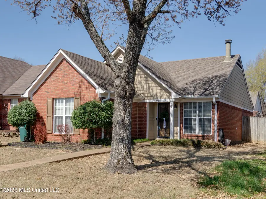 1190 W E Ross Parkway, Southaven, MS 38671 - #3