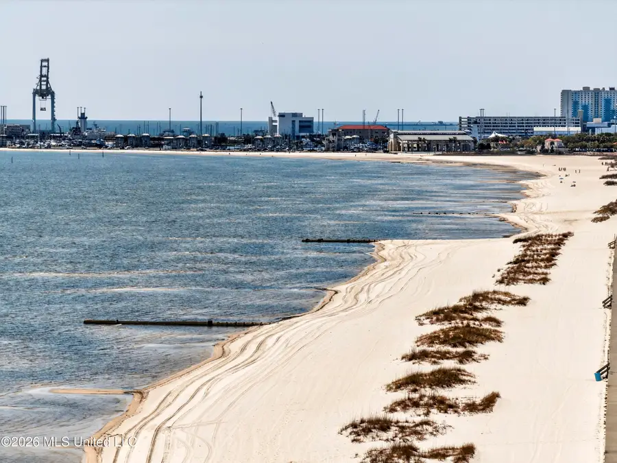 2304 Gulf Avenue, Gulfport, MS 39501 - #3