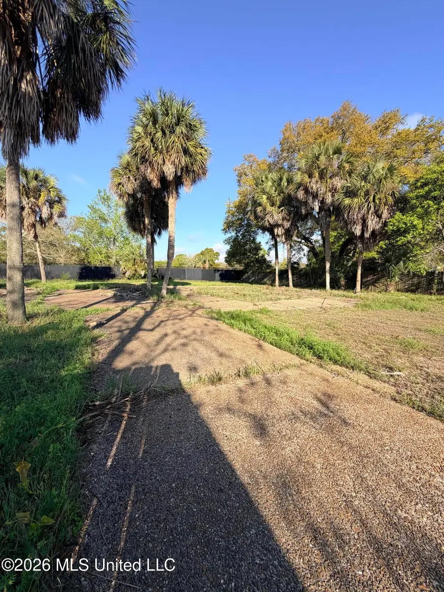 367 Forrest Avenue, Biloxi, MS 39530 - #3