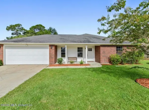 3421 N 10th Street, Ocean Springs, MS 39564