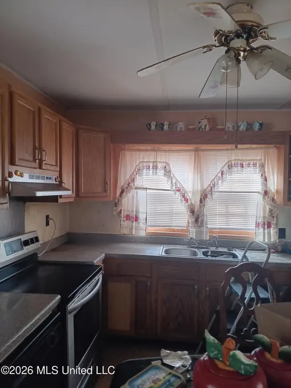 139 Ewing Street, Brooksville, MS 39739