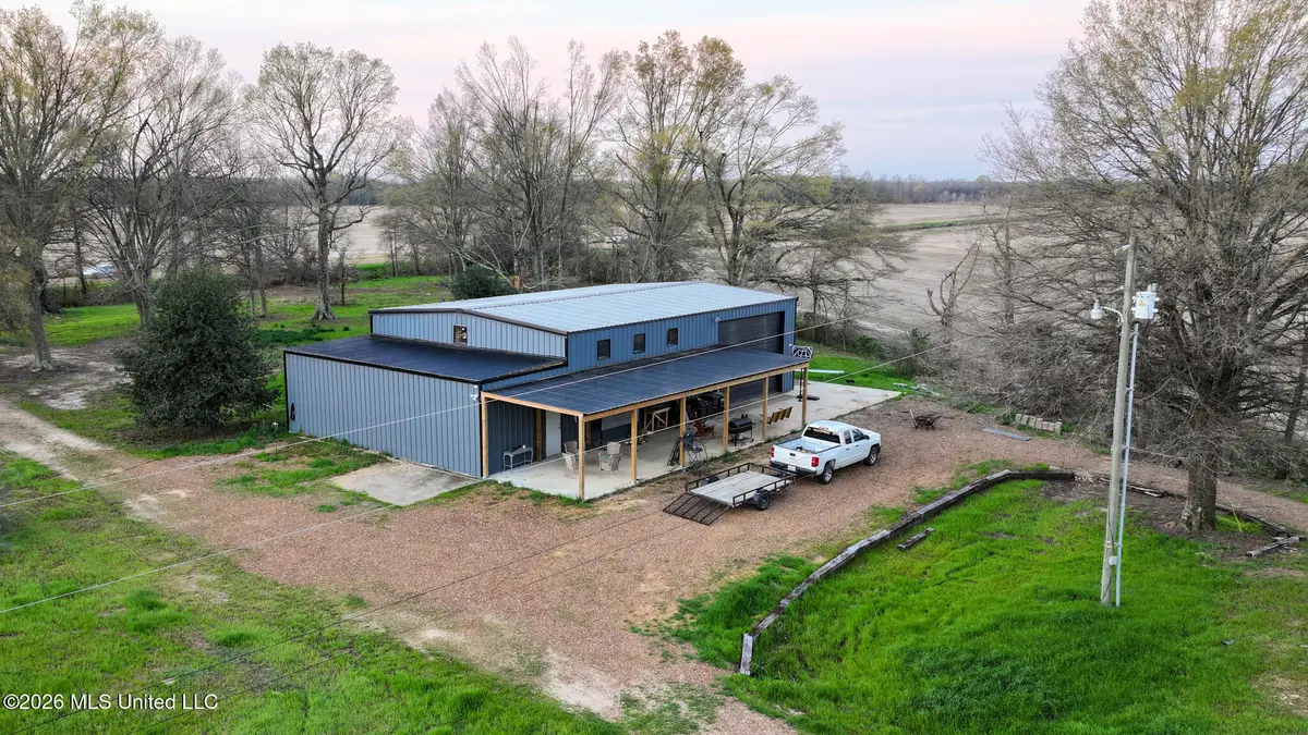 0000 Dummyline Road, Batesville, MS 38606 - #1