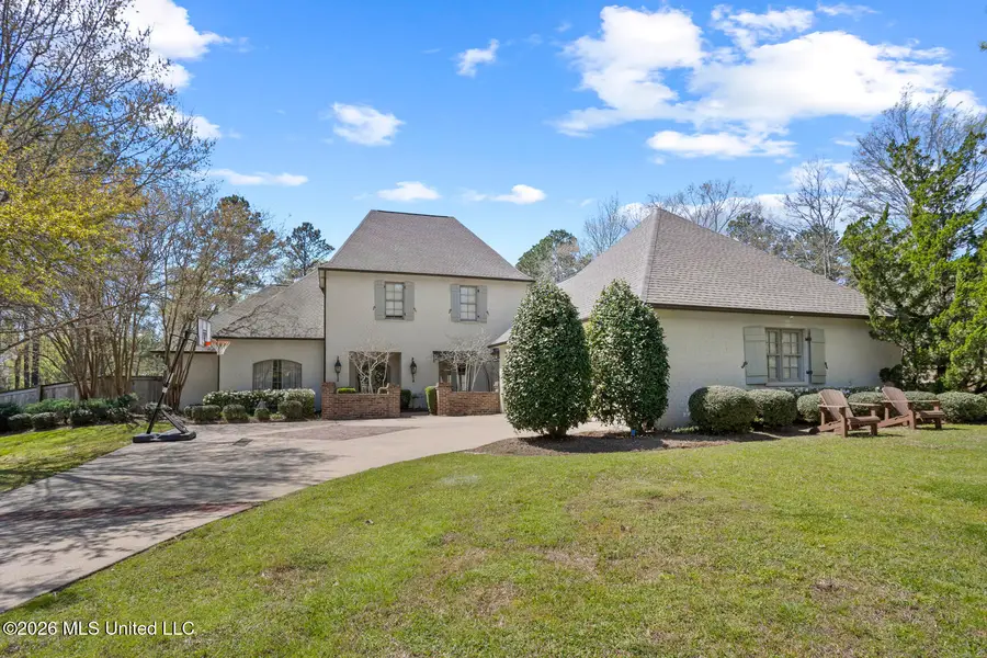 130 Summer Lake Drive, Ridgeland, MS 39157 - #2