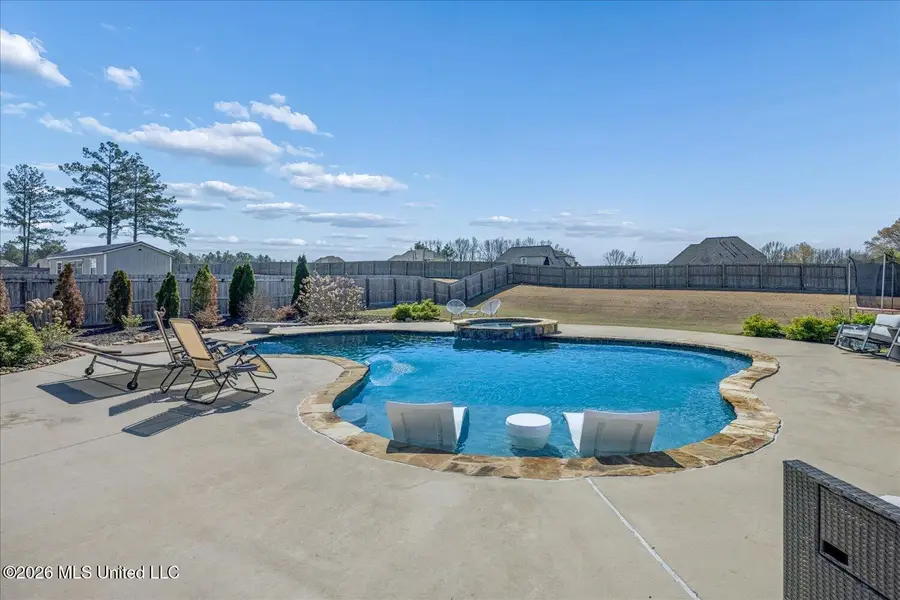 3929 Summer Pointe Drive, Olive Branch, MS 38654 - #2