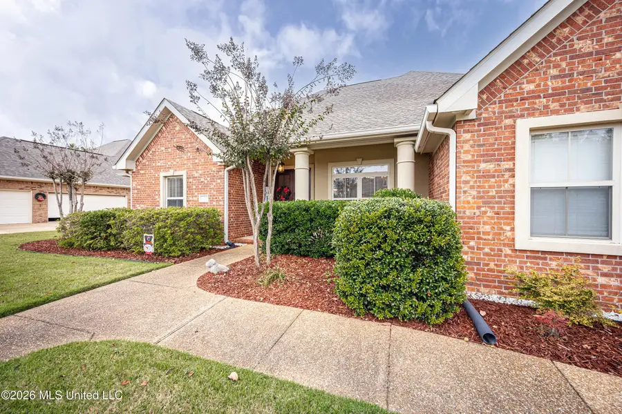 2119 Whitney Oaks Drive, Ocean Springs, MS 39564 - #2