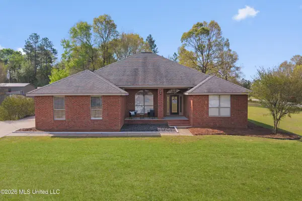 6 E Deerwood Drive, Perkinston, MS 39573