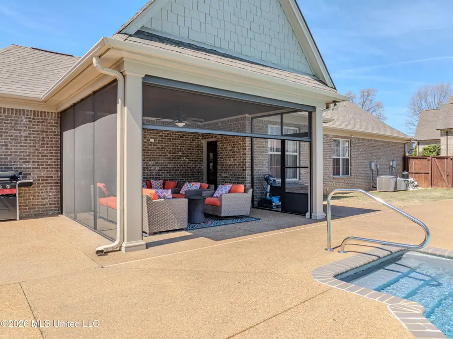 3828 N Houston Loop, Southaven, MS 38671 - #3