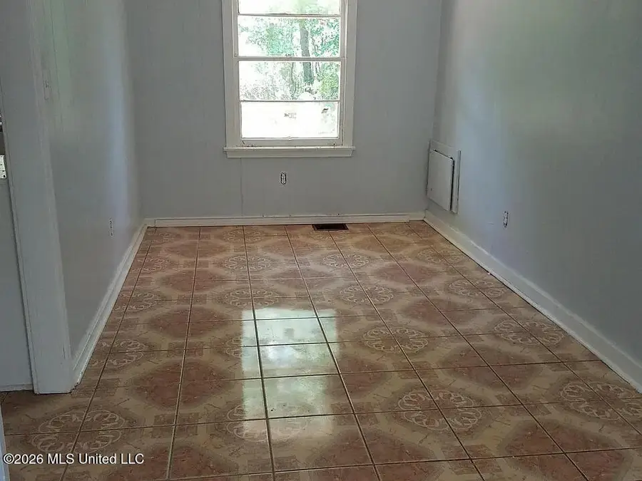 3513 Hines Street, Jackson, MS 39212 - #2