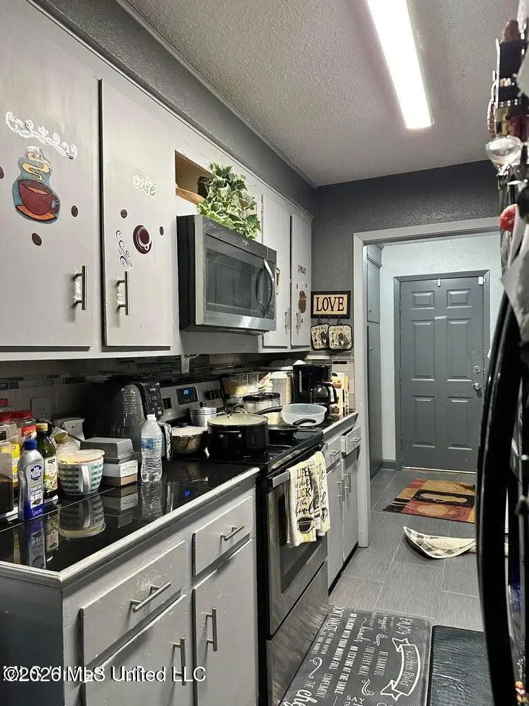 632 Briarcliff Circle, Jackson, MS 39212 - #2